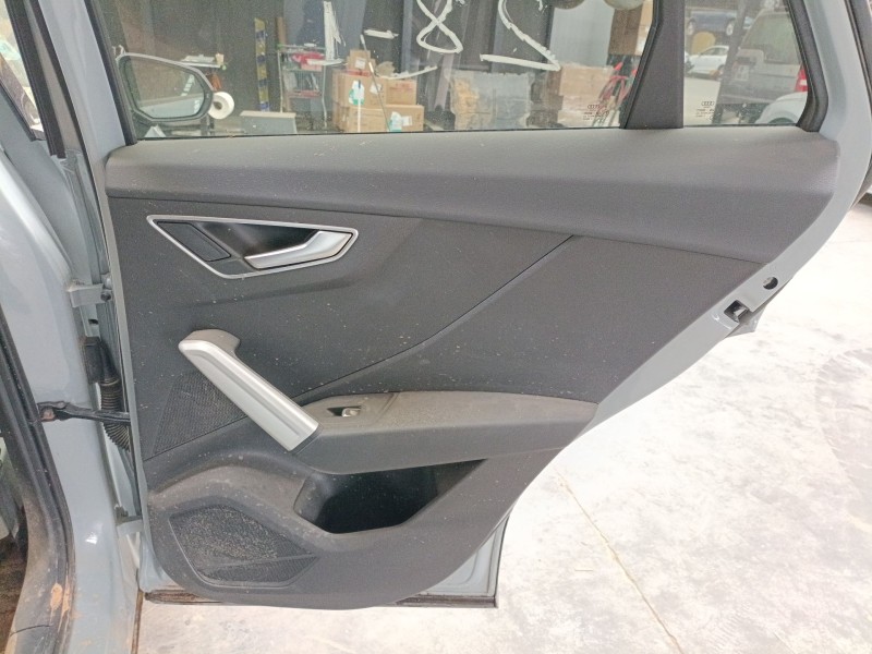 Recambio de guarnecido puerta trasera derecha para audi q2 (gab, gag) 30 tdi referencia OEM IAM   