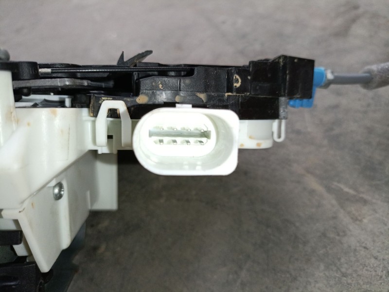Recambio de cerradura puerta trasera izquierda para audi q2 (gab, gag) 30 tdi referencia OEM IAM   