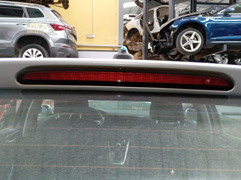 Recambio de luz central de freno para volkswagen polo vi (aw1, bz1, ae1) 1.0 tsi referencia OEM IAM   