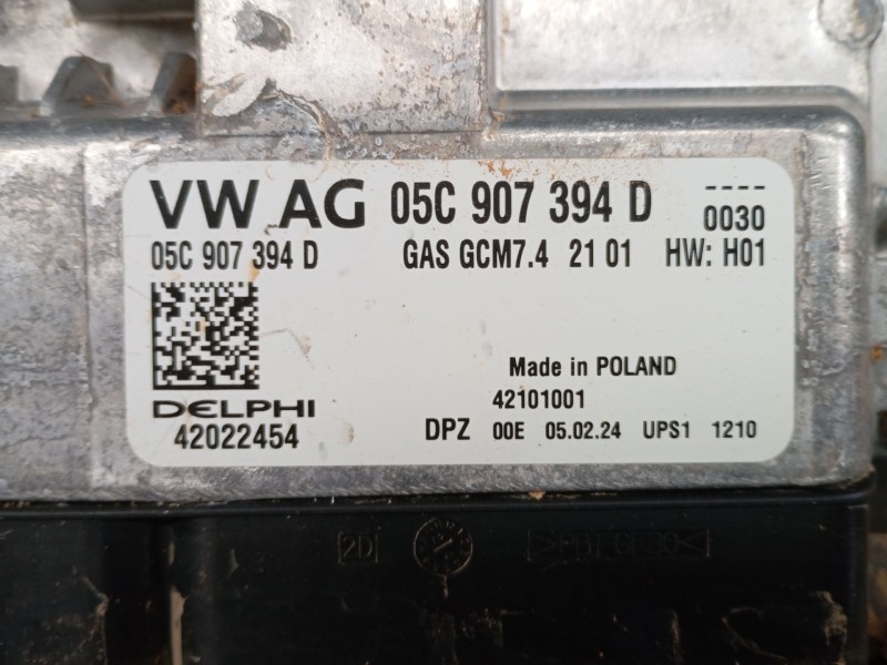 Recambio de centralita motor uce para volkswagen polo vi (aw1, bz1, ae1) 1.0 tsi referencia OEM IAM 05C907394D 42022454 