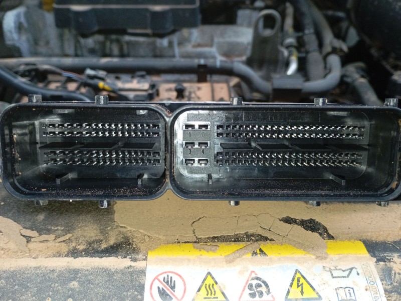 Recambio de centralita motor uce para volkswagen polo vi (aw1, bz1, ae1) 1.0 tsi referencia OEM IAM 05C907394D 42022454 