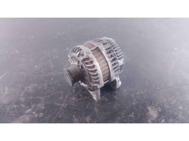 Recambio de alternador para nissan qashqai i (j10, nj10) 2.0 dci a las 4 ruedas referencia OEM IAM   