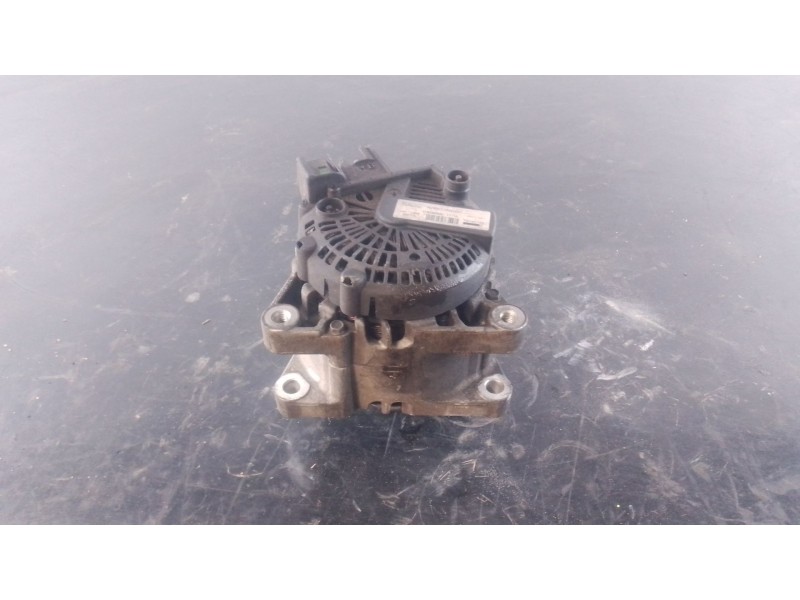 Recambio de alternador para ford focus iii turnier 1.5 tdci referencia OEM IAM   