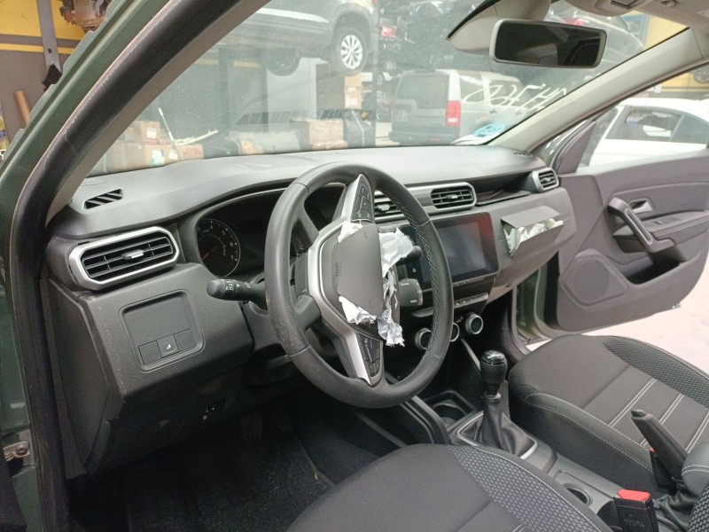 dacia duster (hm_) del año 2023