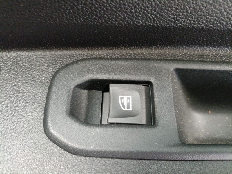 Recambio de mando elevalunas trasero derecho para dacia duster (hm_) 1.3 tce 130 (hmmf) referencia OEM IAM   