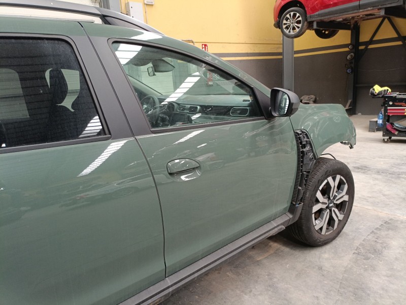Recambio de puerta delantera derecha para dacia duster (hm_) 1.3 tce 130 (hmmf) referencia OEM IAM   
