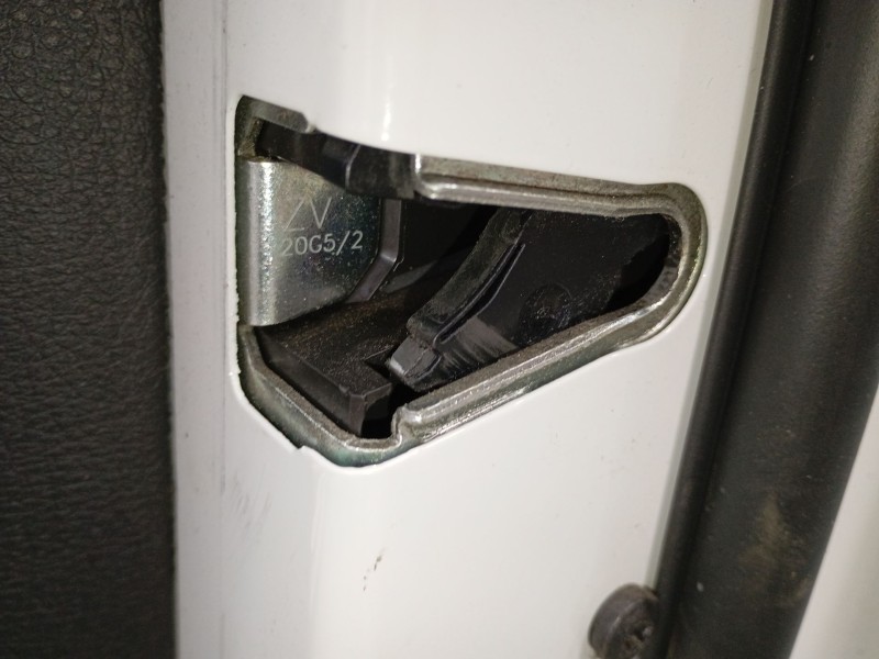 Recambio de cerradura puerta delantera derecha para bmw 3 (f30, f80) 318 d referencia OEM IAM   