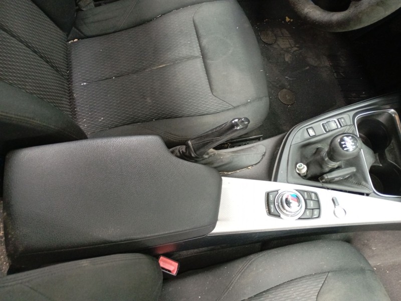 Recambio de consola central para bmw 3 (f30, f80) 318 d referencia OEM IAM   