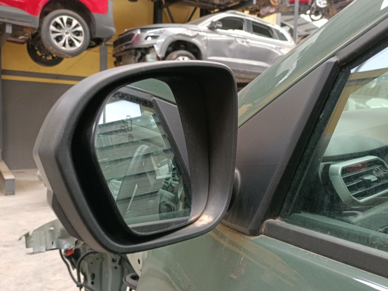Recambio de retrovisor izquierdo electrico para dacia duster (hm_) 1.3 tce 130 (hmmf) referencia OEM IAM   