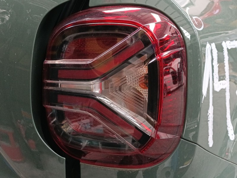 Recambio de piloto trasero derecho para dacia duster (hm_) 1.3 tce 130 (hmmf) referencia OEM IAM   