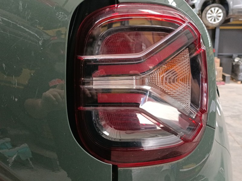 Recambio de piloto trasero derecho para dacia duster (hm_) 1.3 tce 130 (hmmf) referencia OEM IAM   