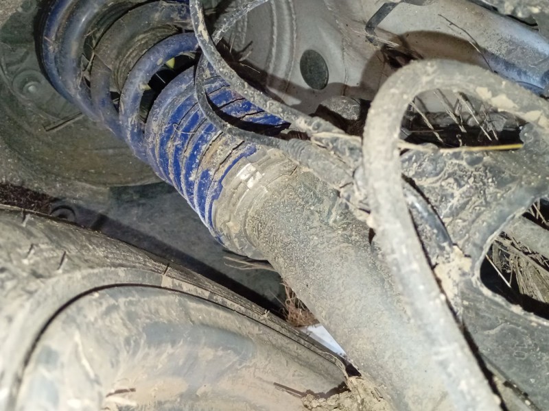 Recambio de amortiguador delantero izquierdo para bmw 3 (f30, f80) 318 d referencia OEM IAM   