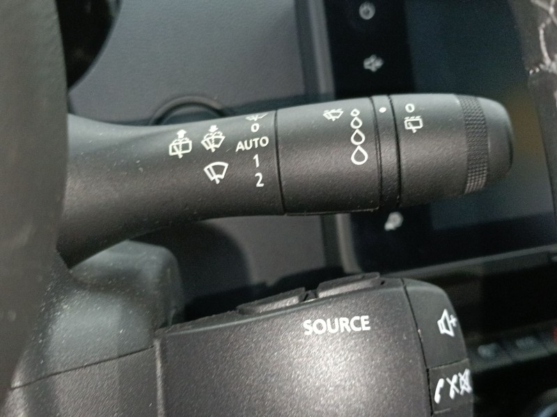 Recambio de mando limpia para dacia duster (hm_) 1.3 tce 130 (hmmf) referencia OEM IAM   