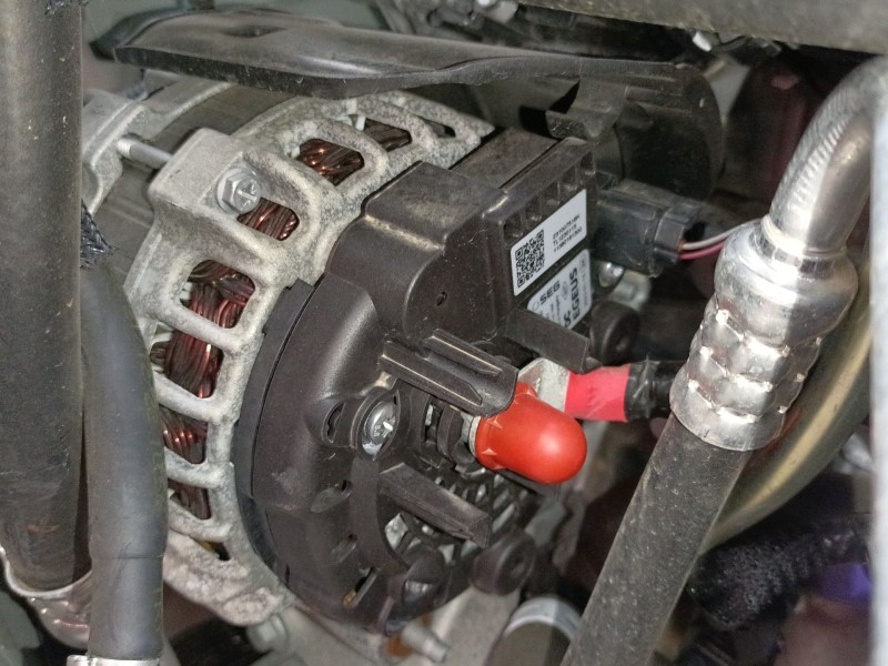 Recambio de alternador para dacia duster (hm_) 1.3 tce 130 (hmmf) referencia OEM IAM 231007518R  