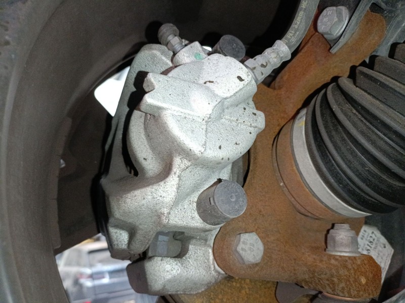 Recambio de pinza freno delantera derecha para dacia duster (hm_) 1.3 tce 130 (hmmf) referencia OEM IAM   