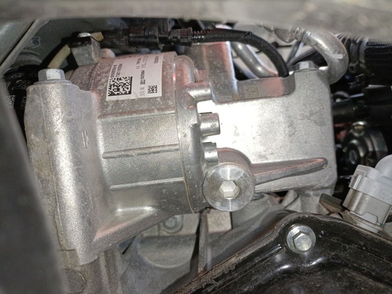 Recambio de compresor aire acondicionado para dacia duster (hm_) 1.3 tce 130 (hmmf) referencia OEM IAM 926003541R  