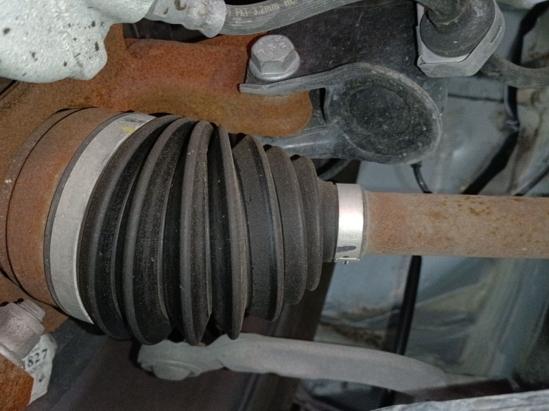 Recambio de transmision delantera derecha para dacia duster (hm_) 1.3 tce 130 (hmmf) referencia OEM IAM   