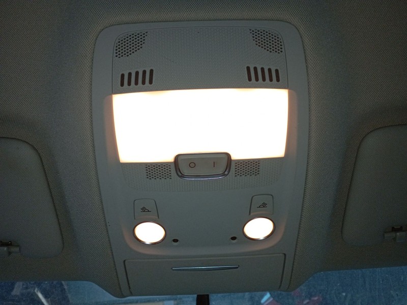 Recambio de luz interior para audi q5 (8rb) 2.0 tdi referencia OEM IAM   