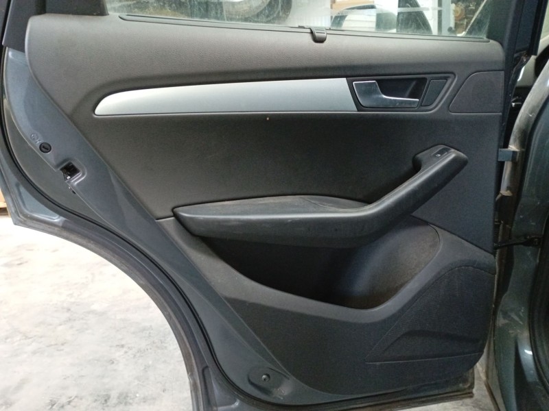 Recambio de guarnecido puerta trasera izquierda para audi q5 (8rb) 2.0 tdi referencia OEM IAM   