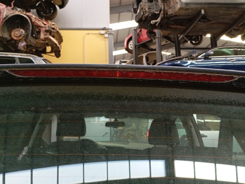 Recambio de luz central de freno para audi q5 (8rb) 2.0 tdi referencia OEM IAM   