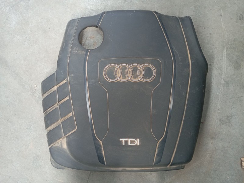 Recambio de tapa motor para audi q5 (8rb) 2.0 tdi referencia OEM IAM   