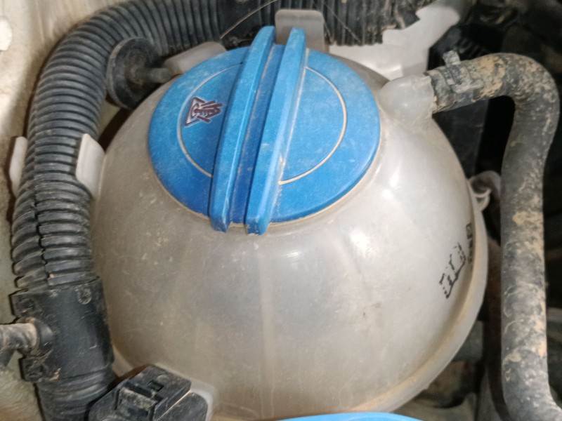 Recambio de deposito expansion para volkswagen caddy iii furgoneta/monovolumen (2ka, 2kh, 2ca, 2ch) 2.0 sdi referencia OEM IAM  