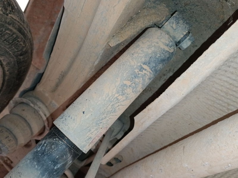 Recambio de amortiguador trasero derecho para volkswagen caddy iii furgoneta/monovolumen (2ka, 2kh, 2ca, 2ch) 2.0 sdi referencia