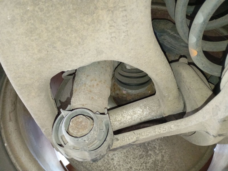 Recambio de mangueta trasera izquierda para audi q5 (8rb) 2.0 tdi referencia OEM IAM   