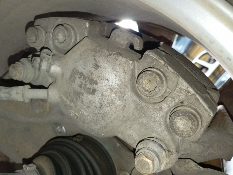 Recambio de pinza freno delantera derecha para audi q5 (8rb) 2.0 tdi referencia OEM IAM   