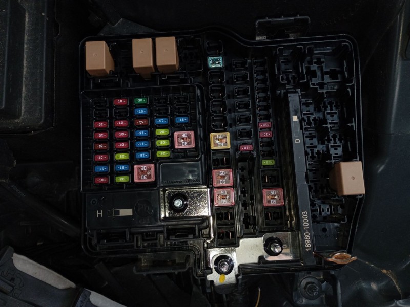 Recambio de caja reles / fusibles para kia sportage v (nq5) 1.6 t-gdi referencia OEM IAM   