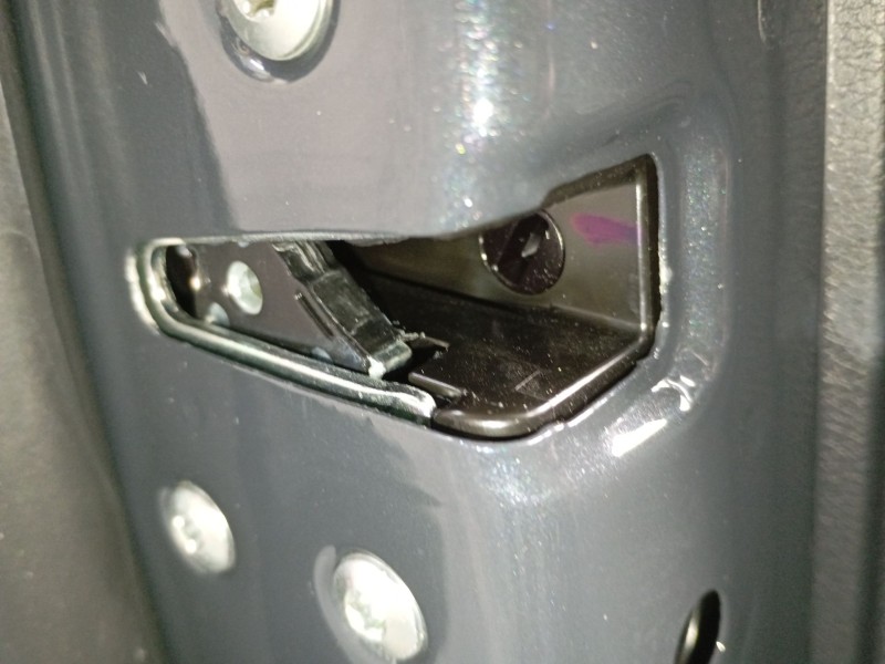 Recambio de cerradura puerta trasera izquierda para kia sportage v (nq5) 1.6 t-gdi referencia OEM IAM   