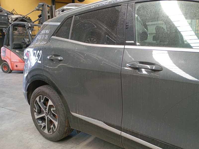 Recambio de puerta trasera derecha para kia sportage v (nq5) 1.6 t-gdi referencia OEM IAM   