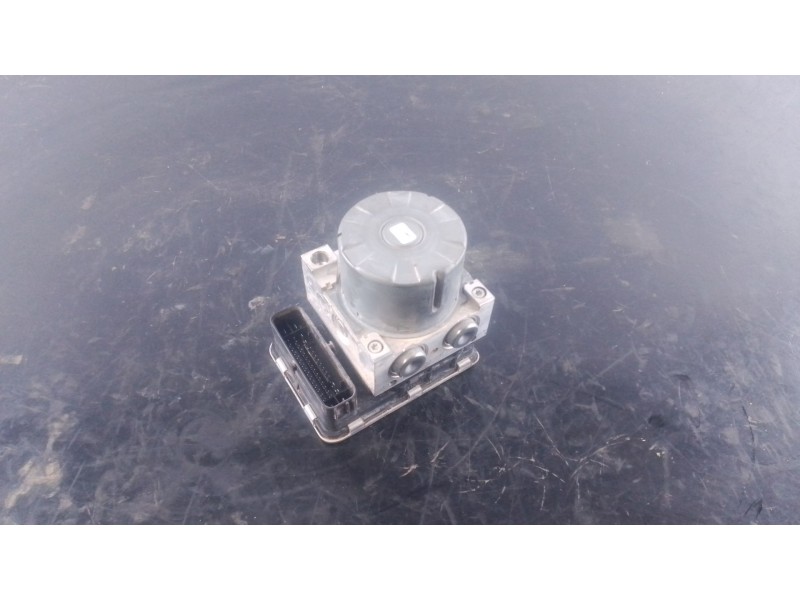 Recambio de abs para hyundai kona (os, ose, osi) 1.0 t-gdi referencia OEM IAM 58900J9300  