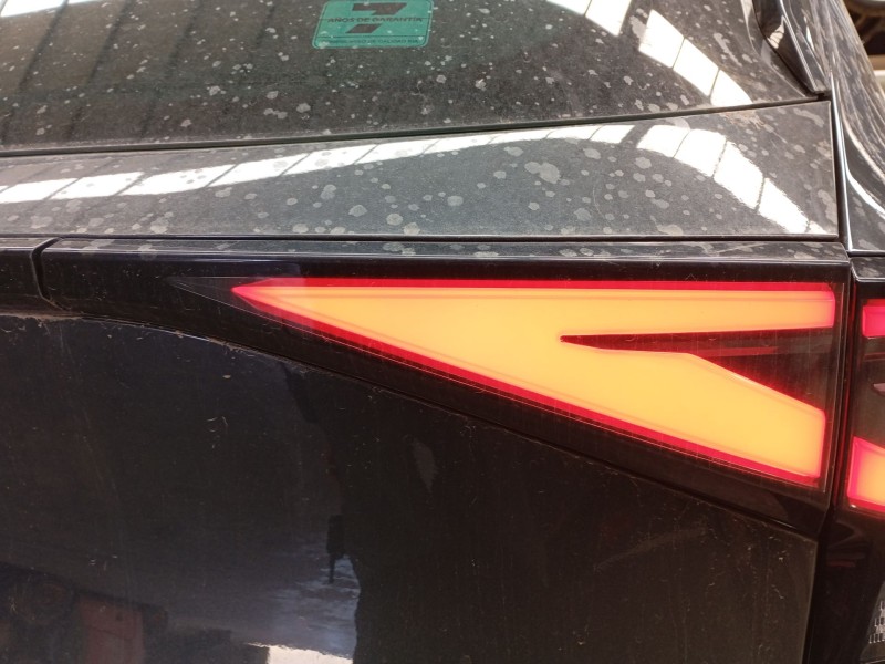 Recambio de piloto trasero derecho porton para kia sportage v (nq5) 1.6 t-gdi referencia OEM IAM   