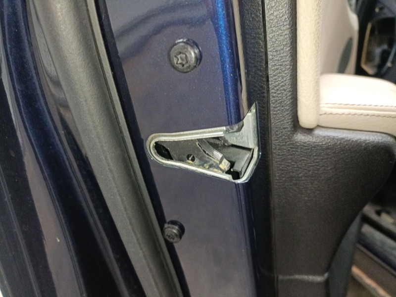 Recambio de cerradura puerta delantera izquierda para bmw x4 (f26) xdrive 20 d referencia OEM IAM   