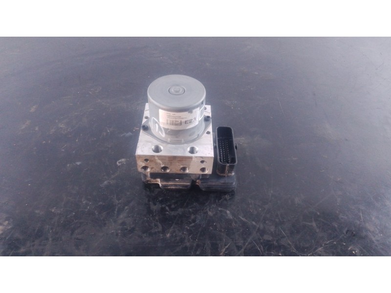 Recambio de abs para kia cee´d drive referencia OEM IAM 58900A2230 J4201705220010 