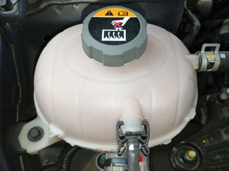 Recambio de deposito expansion para kia sportage v (nq5) 1.6 t-gdi referencia OEM IAM   