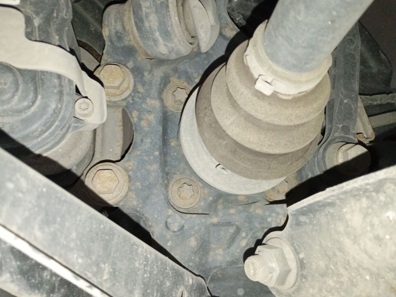 Recambio de mangueta trasera derecha para bmw x4 (f26) xdrive 20 d referencia OEM IAM   