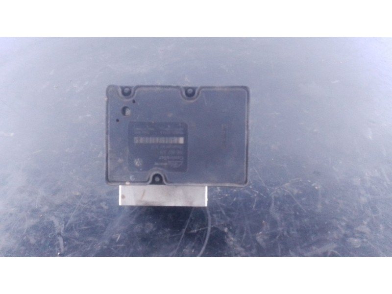 Recambio de abs para volkswagen multivan t5 (7hm, 7hn, 7hf, 7ef, 7em, 7en) 2.5 tdi referencia OEM IAM   