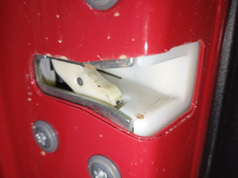 Recambio de cerradura puerta trasera izquierda para suzuki vitara (ly) 1.0 (apk 310) referencia OEM IAM   