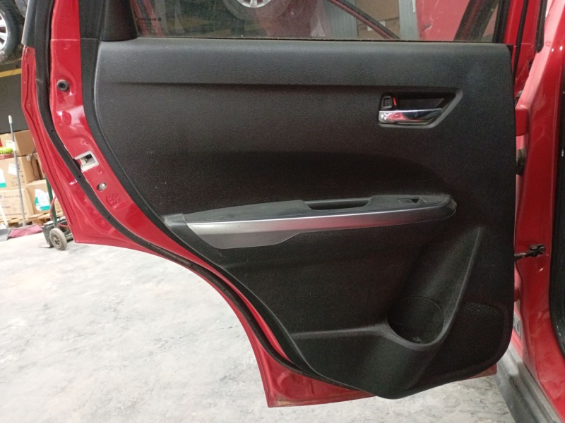 Recambio de guarnecido puerta trasera izquierda para suzuki vitara (ly) 1.0 (apk 310) referencia OEM IAM   