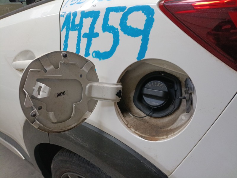 Recambio de tapa exterior combustible para mazda cx-3 (dk) 1.5 skyactiv-d (dk2ws) referencia OEM IAM   