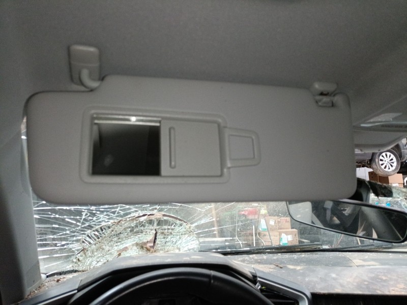 Recambio de parasol izquierdo para audi a1 sportback (gba) 30 tfsi referencia OEM IAM   