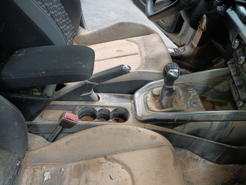 Recambio de consola central para audi a1 sportback (gba) 30 tfsi referencia OEM IAM   