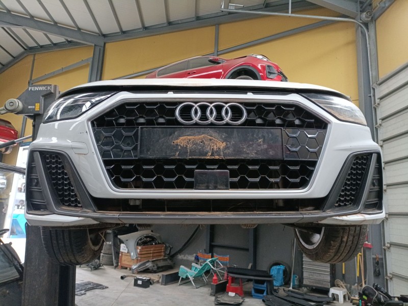 Recambio de paragolpes delantero para audi a1 sportback (gba) 30 tfsi referencia OEM IAM   