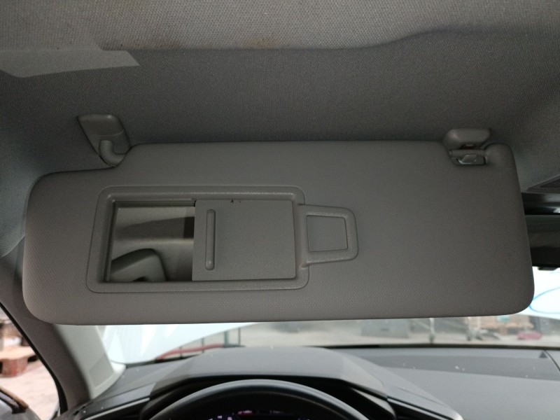 Recambio de parasol izquierdo para audi a1 sportback (gba) 30 tfsi referencia OEM IAM   