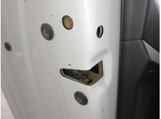 CERRADURA PUERTA TRASERA IZQUIERDA 