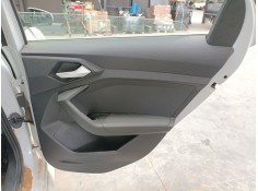 Recambio de guarnecido puerta trasera derecha para audi a1 sportback (gba) 30 tfsi referencia OEM IAM   
