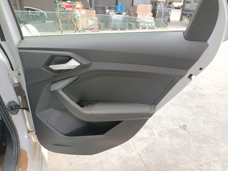 Recambio de guarnecido puerta trasera derecha para audi a1 sportback (gba) 30 tfsi referencia OEM IAM   