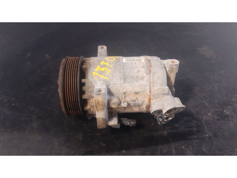 Recambio de compresor aire acondicionado para renault clio iv (bh_) 0.9 tce 90 referencia OEM IAM 926000217R  